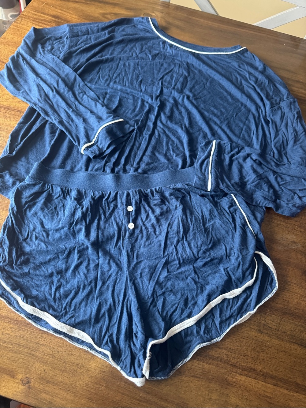 Navy Blue Two-Piece Lounge Set with White Trim - Picture 2 of 4
